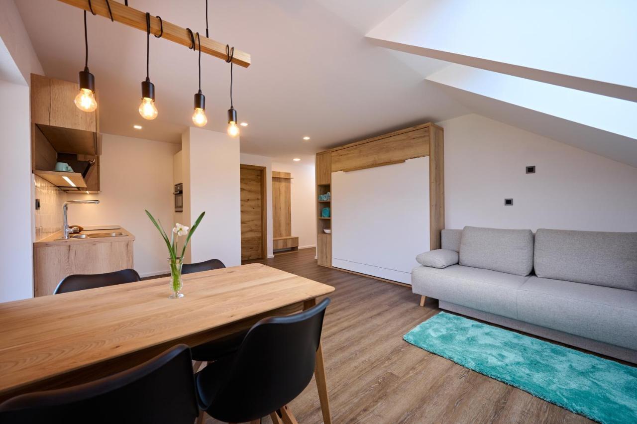 Domacija Metul Apartamento Luče Exterior foto